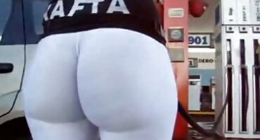 నీలం జుట్టు గల అమ్మాయి ఒక డాగీ స్టైల్ స్థానం లో ఇంట్లో తెలుగు బ్లూ ఫిలిం సెక్స్ సెక్స్ కలిగి