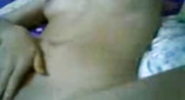 తాగిన తల్లి తన తెలుగు సెక్స్ ఫిలిం కొడుకుకు లొంగిపోవడానికి అంగీకరించింది మరియు మంచం లో ఇబ్బంది పెట్టాడు