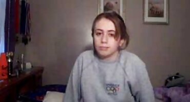 అమ్మాయి కెమెరా తెలుగులో సెక్స్ ఫిలిం ముందు బాగా దుస్తులు ధరించింది మరియు సిగ్గుపడింది