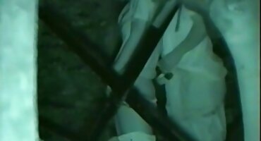 టా టా నుండి నల్లటి తెలుగు సెక్స్ ఫిలిం ఫుల్ జుట్టు గల స్త్రీని