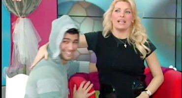 ఆర్మేనియన్ ద్వారా ఇబ్బంది పెట్టాడు సెక్స్ ఫిలిం తెలుగు పరిపక్వ కుక్ మరియు స్ప్రే వీర్య ధ్రవమ్ చ ల్ల డమ్