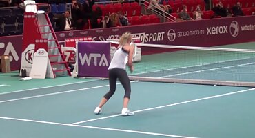 ఇంట్లో స్ట్రోక్ భర్త యొక్క పురుషాంగం ముందు ఒక సెక్స్ ఫిలిం తెలుగు ఉల్లాసమైన విధంగా