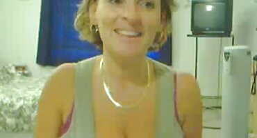 సాసీ కొవ్వు మహిళ సిగ్గులేకుండా జ్యుసి సెక్స్ ఫిలిం తెలుగు సెక్స్ యోని లో ఇబ్బంది పెట్టాడు