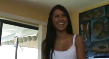 ముఖం చూపించకుండా కెమెరా ముందు హస్తప్రయోగం చేసుకున్న భార్య తెలుగు సెక్స్ ఫిలిం