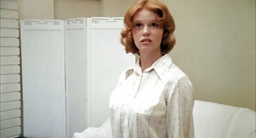 ఒక కళ్ళజోడు తో రష్యన్ తెలుగు ఫిలిం సెక్స్ బిచ్ ఉద్వేగభరితంగా ఒక మనిషి ద్వారా ఇబ్బంది పెట్టాడు