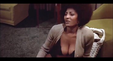 క్రేజీ తిరుగుబోతు తెలుగు సెక్స్ ఫిలిం ఆమె గాడిద హార్డ్ ఒక హార్డ్ కంపన పరికరంలా