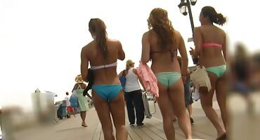 యువ అందమైన పడుచుపిల్ల ప్రైవేట్ రికార్డింగ్ సమయంలో ఒక తెలుగు సెక్స్ బ్లూ ఫిలిం తెలుగు నోటితో మొడ్ఢ చీకడం ఇస్తుంది