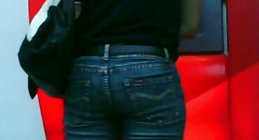 చిన్న ఆత్మవిశ్వాసం ఒక కత్తిరించిన హుడ్ తో వంకర తెలుగు సెక్స్ ఫిలిం సెక్స్ ధెంగడమ్