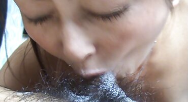 నేను తెలుగు సెక్స్ వీడియో ఫిలిం ఒక మనిషి ముందు ఒక భారీ రొమ్ము అన్లోడ్ మరియు సులభంగా ఫక్ అతనికి రెచ్చగొట్టింది