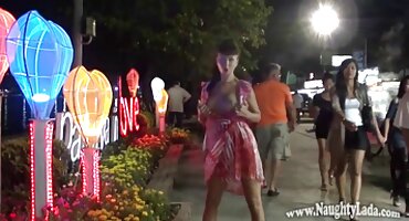 శృంగారమైన నోటితో మొడ్ఢ చీకడం వీడియో కోసం తెలుగు సెక్స్ ఫిలిం అద్దాలు తో మొడ్ఢ నోరు