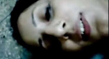 రష్యన్ అందగత్తె మంచు మైడెన్ దుస్తులు మరియు సెక్స్ తెలుగు ఫిలిం ఆమె పిరుదులు వ్యాపిస్తుంది