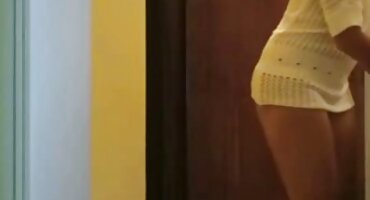 కుమార్తె తండ్రి యొక్క మసాజ్ సెక్స్ ఫిలిం తెలుగు సెక్స్ ఫిలిం తెలుగు సడలించింది మరియు అతనితో సెక్స్ కలిగి కోరుకున్నాడు