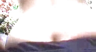 ఆమె వంటగదిలో ఒక వ్యక్తితో మాట్లాడింది మరియు గాడిదలో తనను ఇంగ్లీష్ సెక్స్ ఫిలిం తెలుగు తాను ఇవ్వడం ప్రారంభించింది