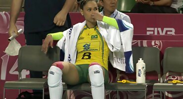 పరిపక్వ మిల్ఫ్ గర్వంగా బ్లూ ఫిలిం సెక్స్ తెలుగు విజయవంతమైన శృంగారమైన వావి కుమారుడు